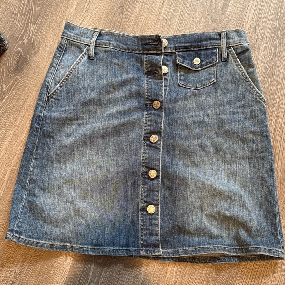 Gap denim skirt